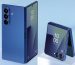Складной смартфон Samsung Galaxy Z Fold7 на белом фоне