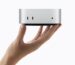 Новый Apple Mac mini с чипом M6 серебристого цвета на белом фоне